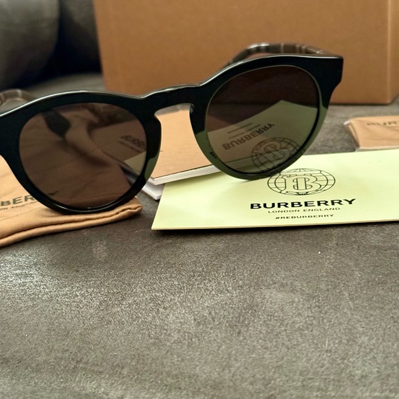 BURBERRY ~ REID GLASSES ~ - Picture 9 of 12